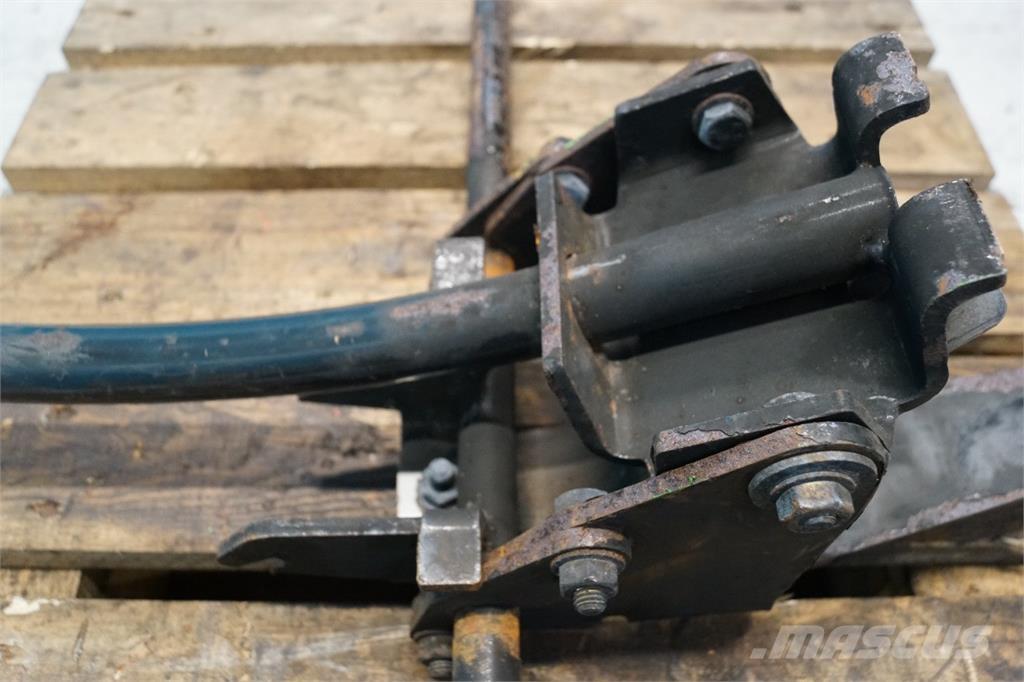 CASE 8010 모래(염화칼슘) 살포기