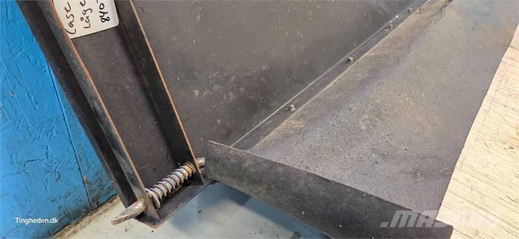 CASE 8010 모래(염화칼슘) 살포기