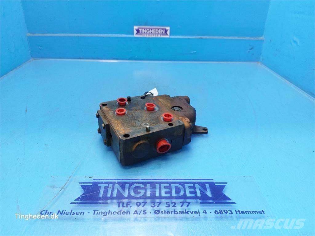 CASE 844XL 유압식 기계