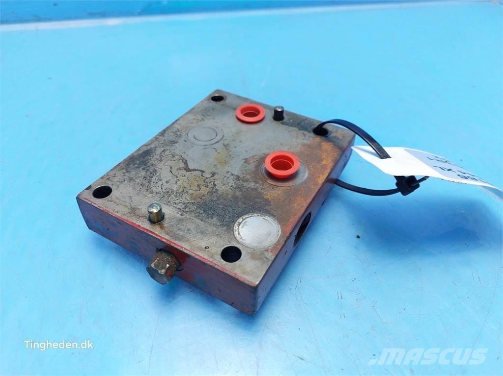 CASE 844XL 유압식 기계