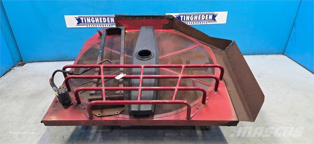 CASE 9240 라디에이터