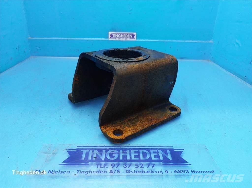 CASE Farmall 95A 캐빈 및 인테리어