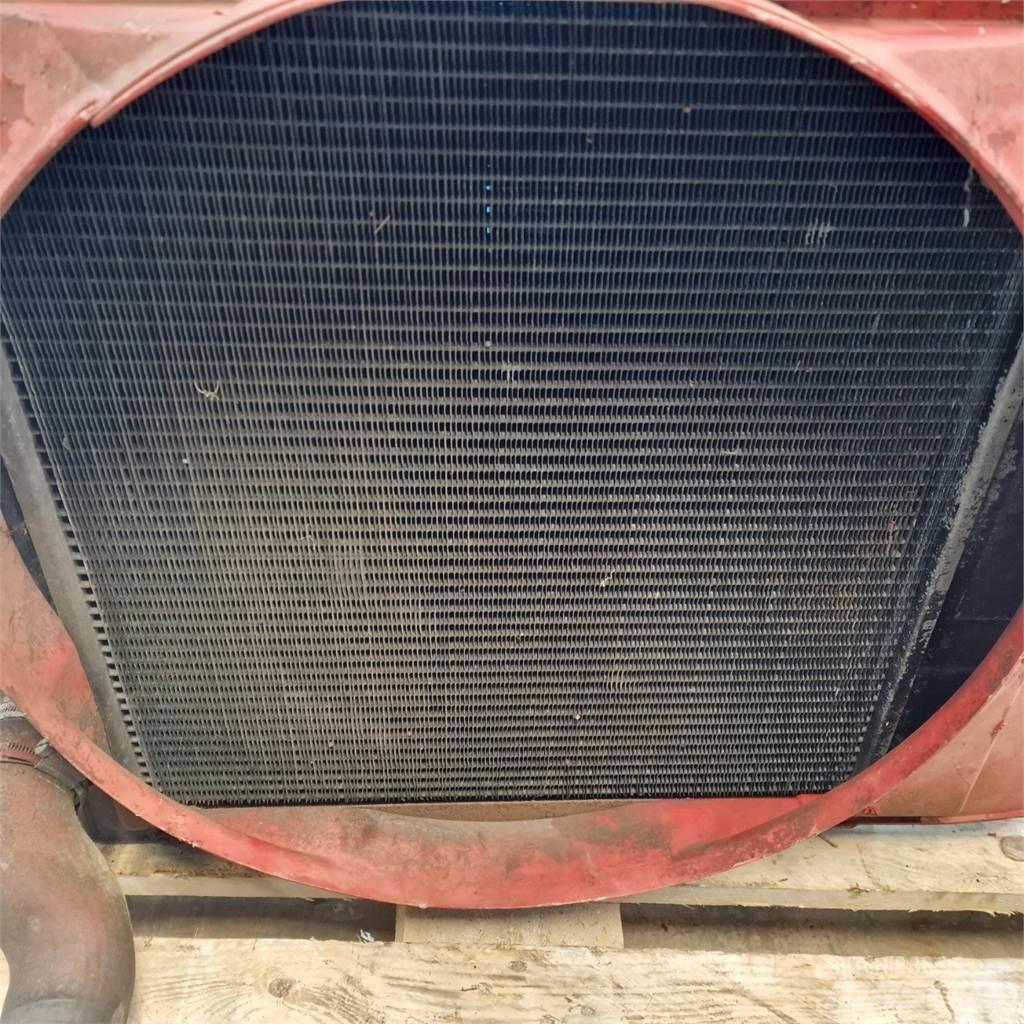 Case IH 1055 라디에이터