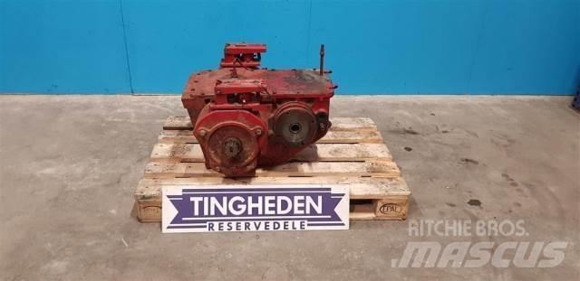 Case IH 1680 트랜스미션