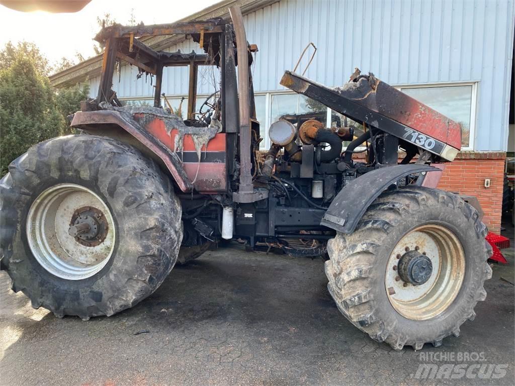 Case IH 7130 트랙터