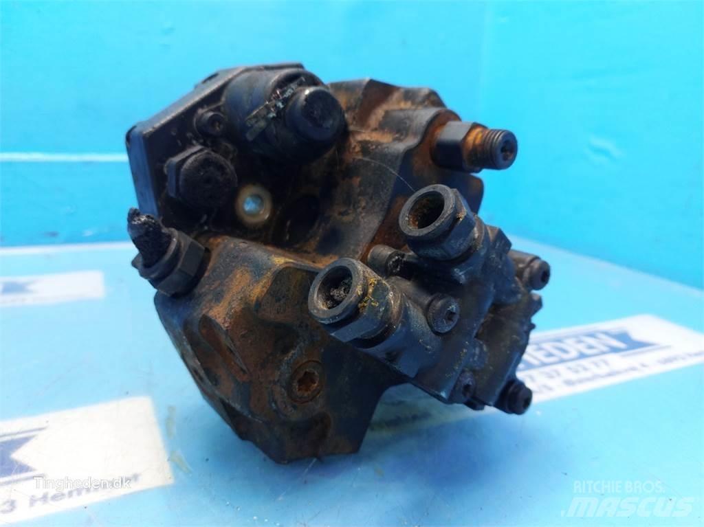 Case IH 821E 엔진