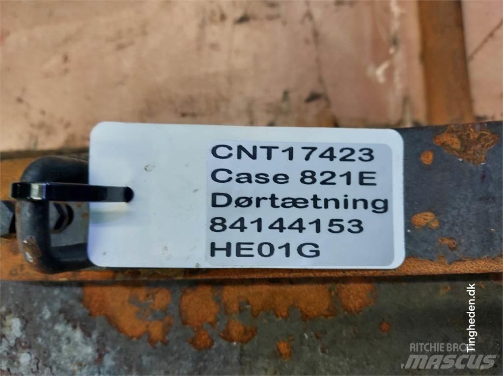 Case IH 821E 캐빈 및 인테리어