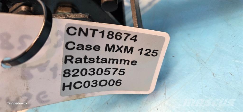 CASE Maxxum 125 캐빈 및 인테리어