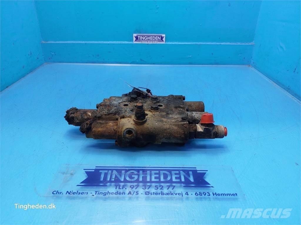 CASE Puma 185 유압식 기계