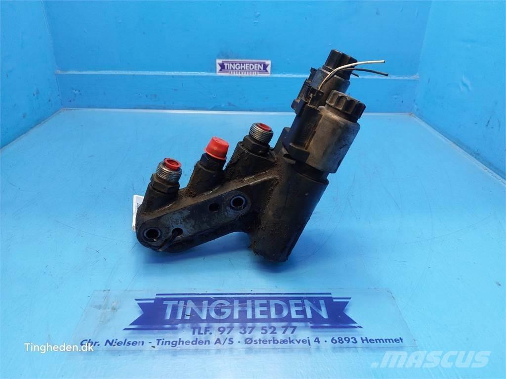 CASE Puma 185 유압식 기계