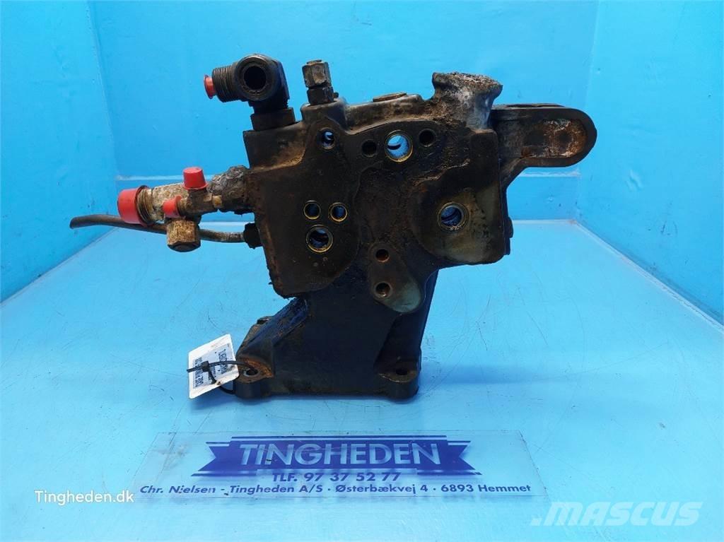 CASE Puma 185 유압식 기계