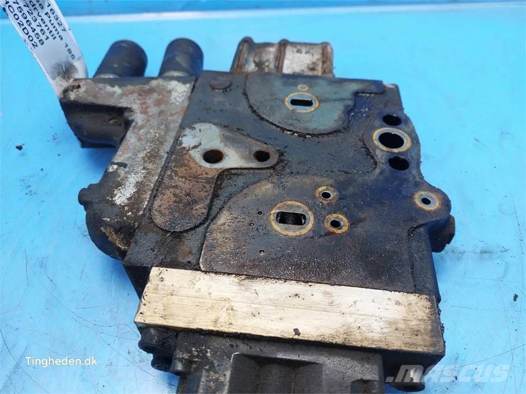 CASE Puma 185 유압식 기계