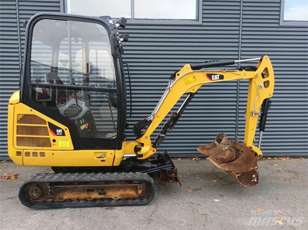 CAT 301,7d 소형 굴삭기 7톤 미만