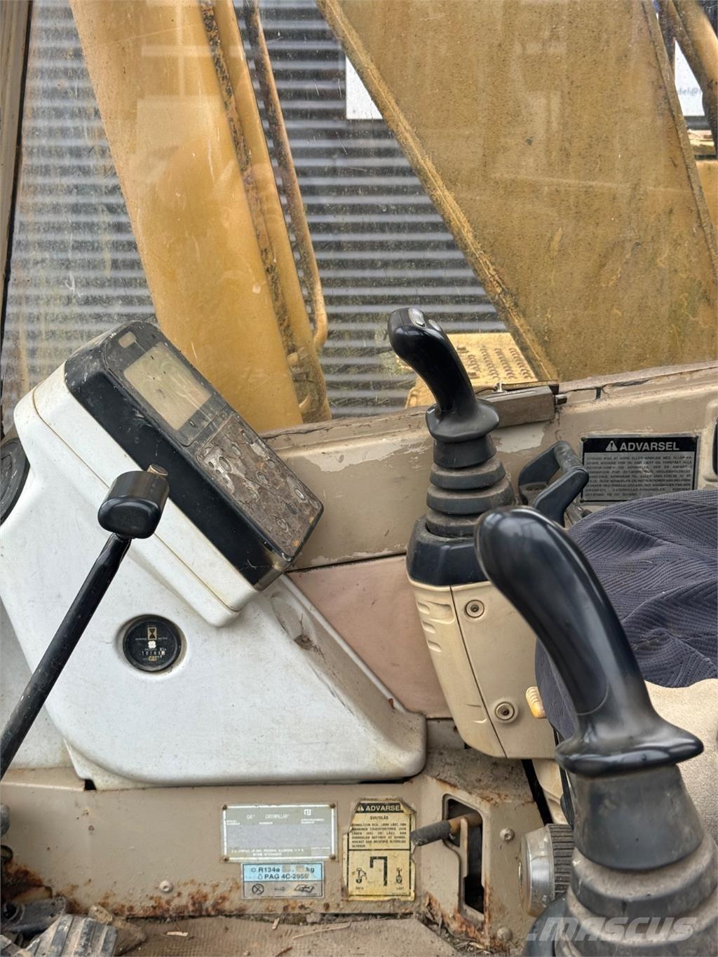 CAT 312 대형 굴삭기 29톤 이상