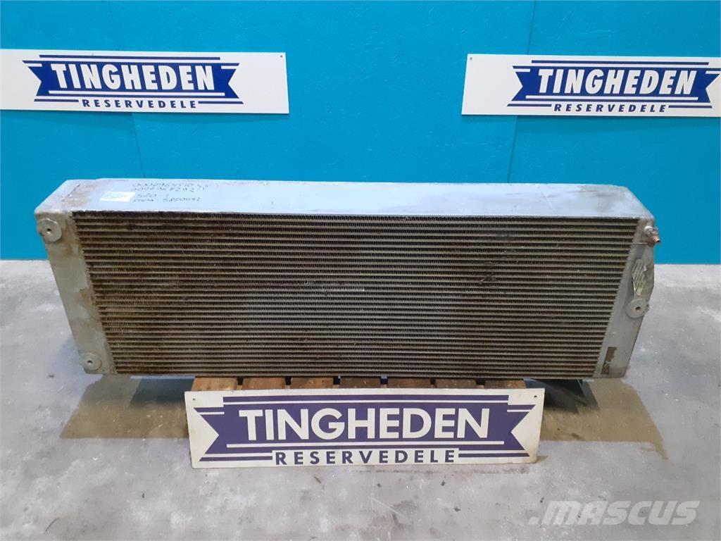 CLAAS Lexion 570 라디에이터