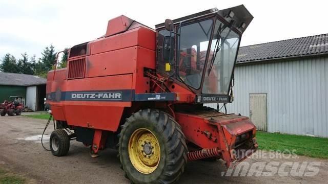 Deutz-Fahr M2680 콤바인 수확기