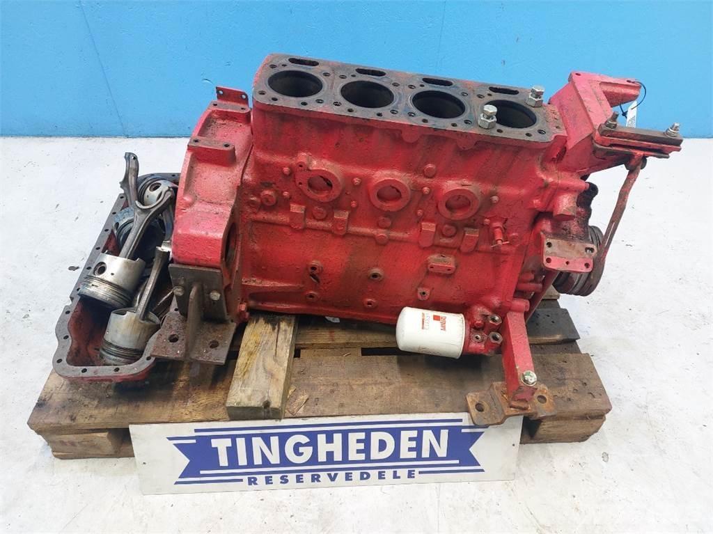Deutz MWM D225.4 엔진