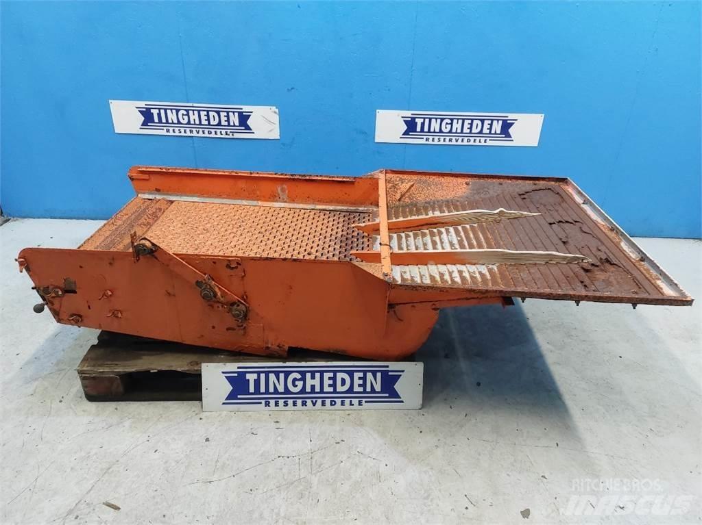 Dronningborg 900 모래(염화칼슘) 살포기