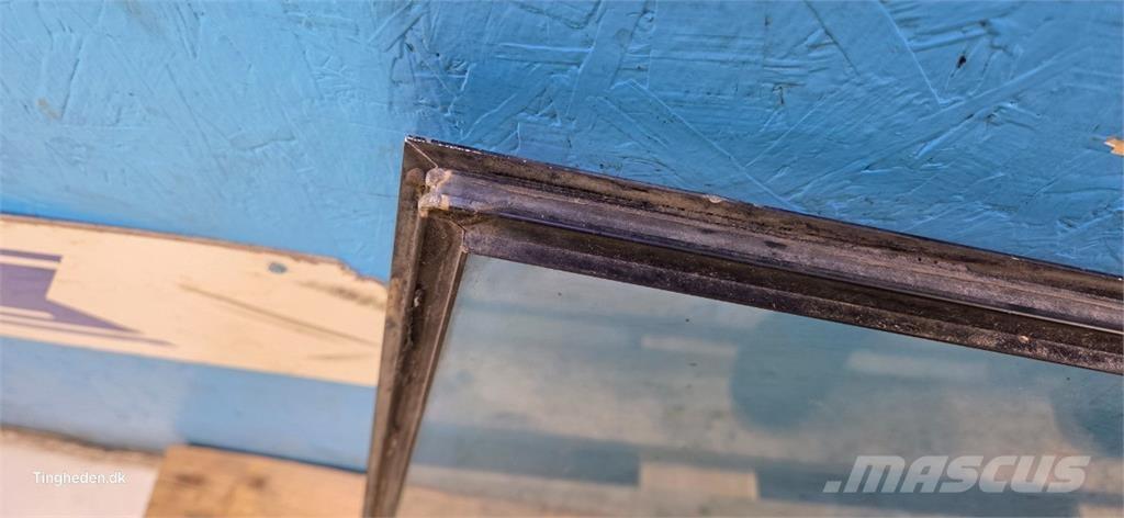 Ford 6610 캐빈 및 인테리어