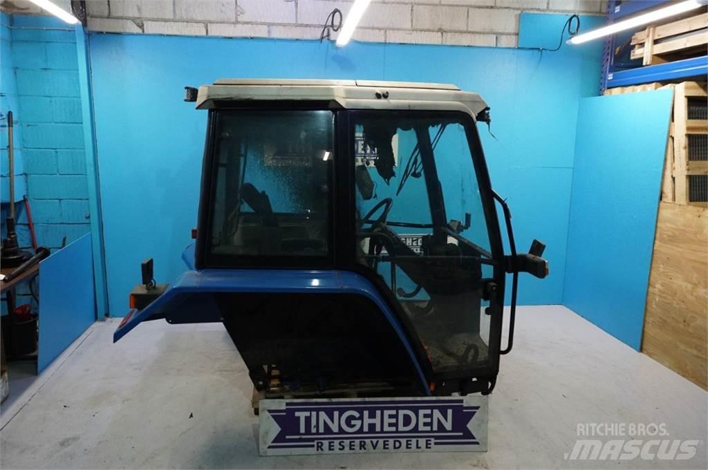 Ford 6640 캐빈 및 인테리어