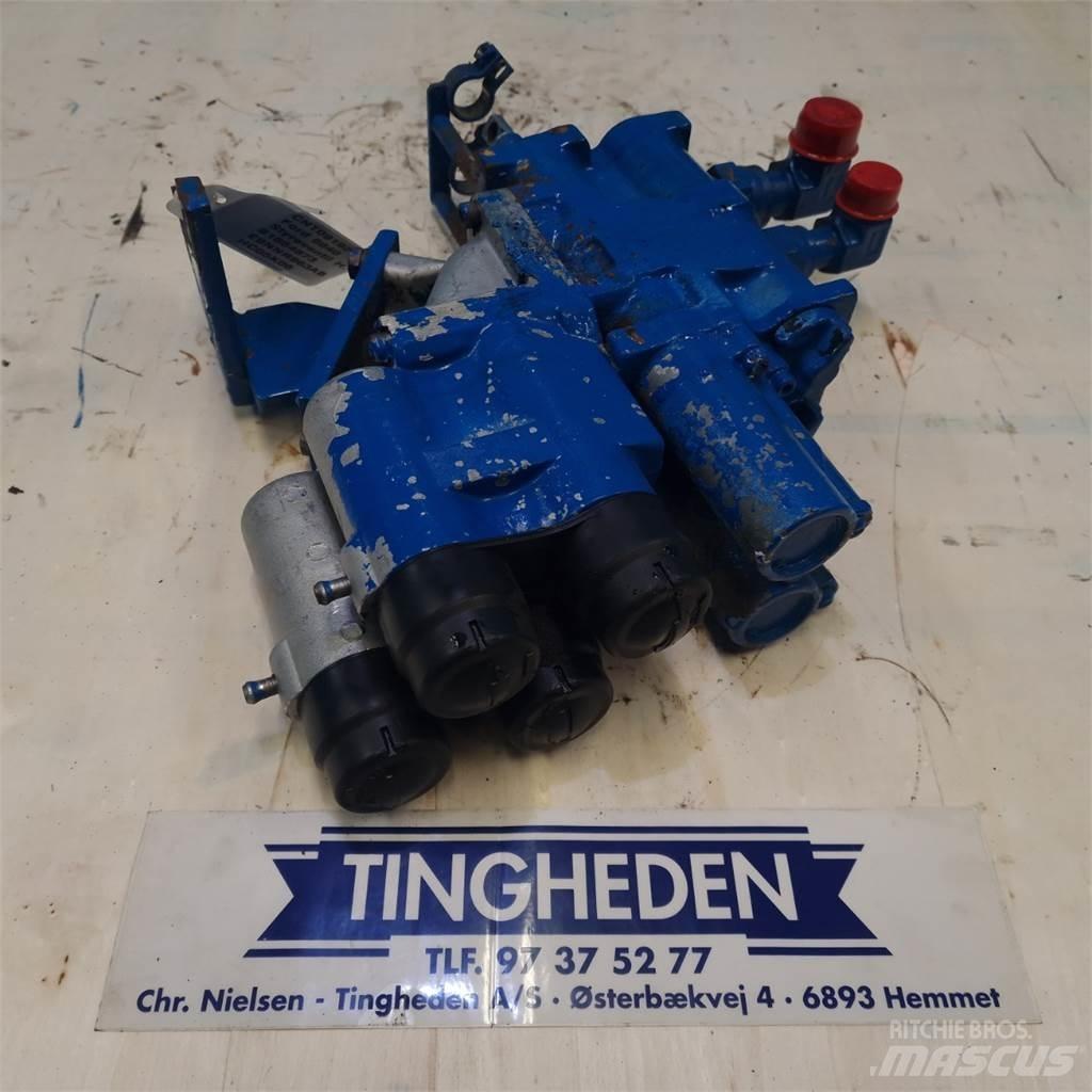 Ford 6640 유압식 기계