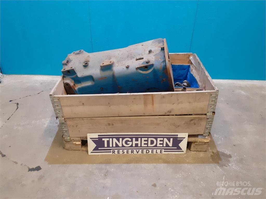 Ford 7710 트랜스미션