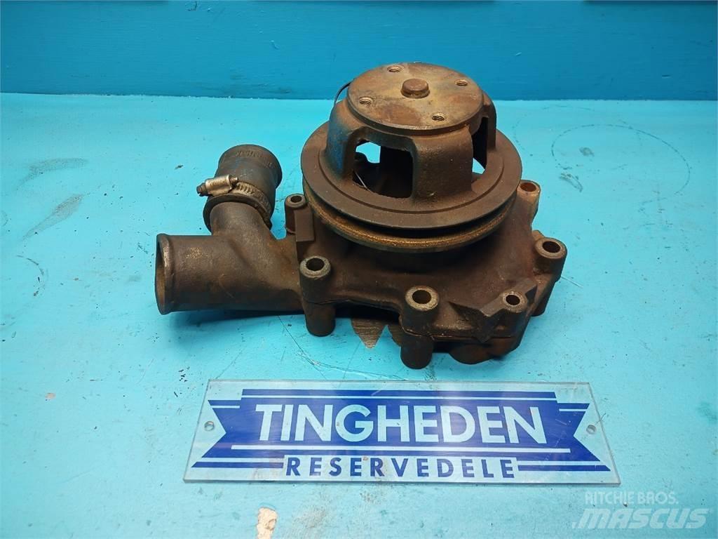 Ford 7910 엔진