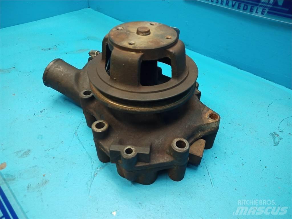Ford 7910 엔진