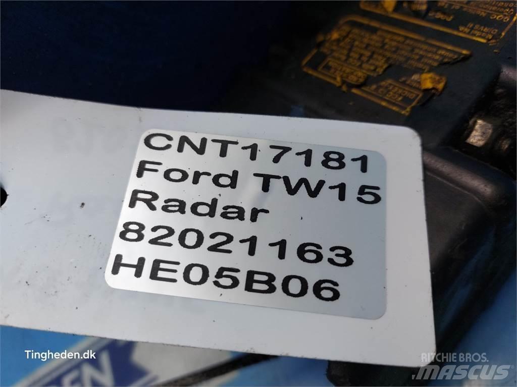 Ford TW15 일렉트로닉스