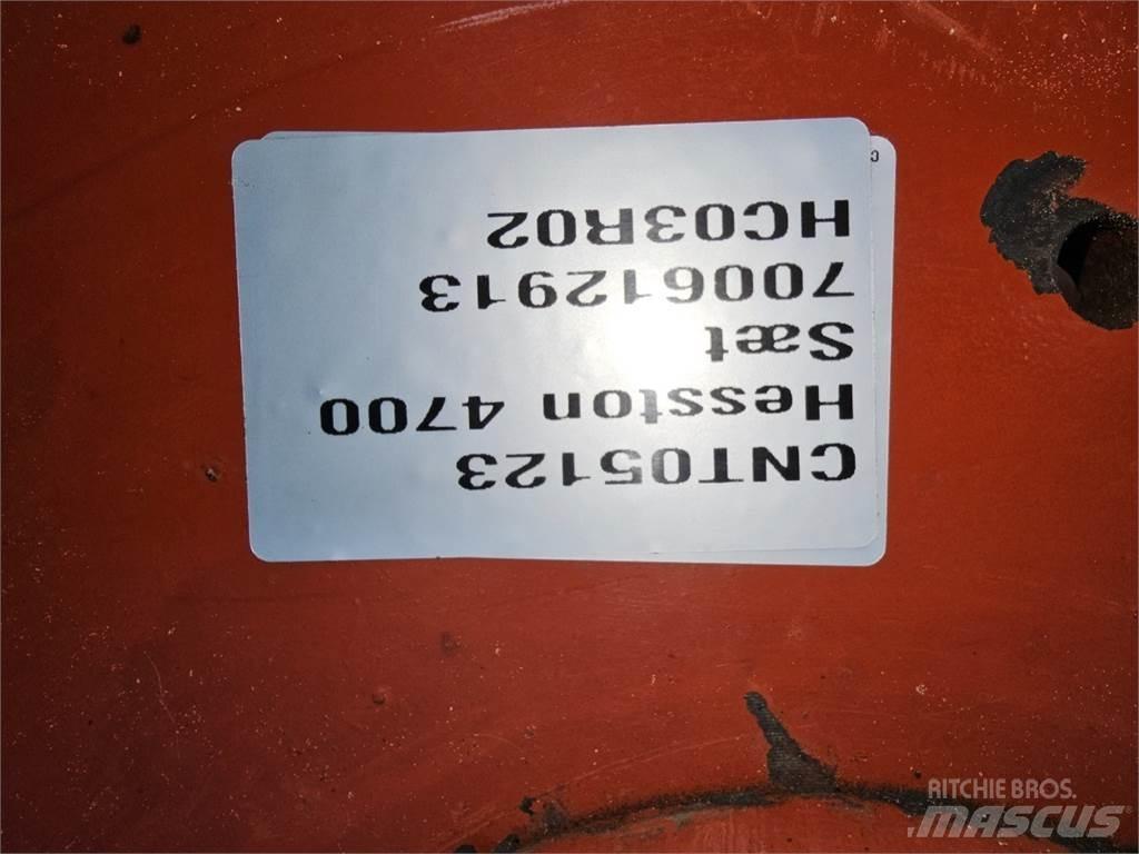 Hesston 4700 기타 목초 수확용 장비