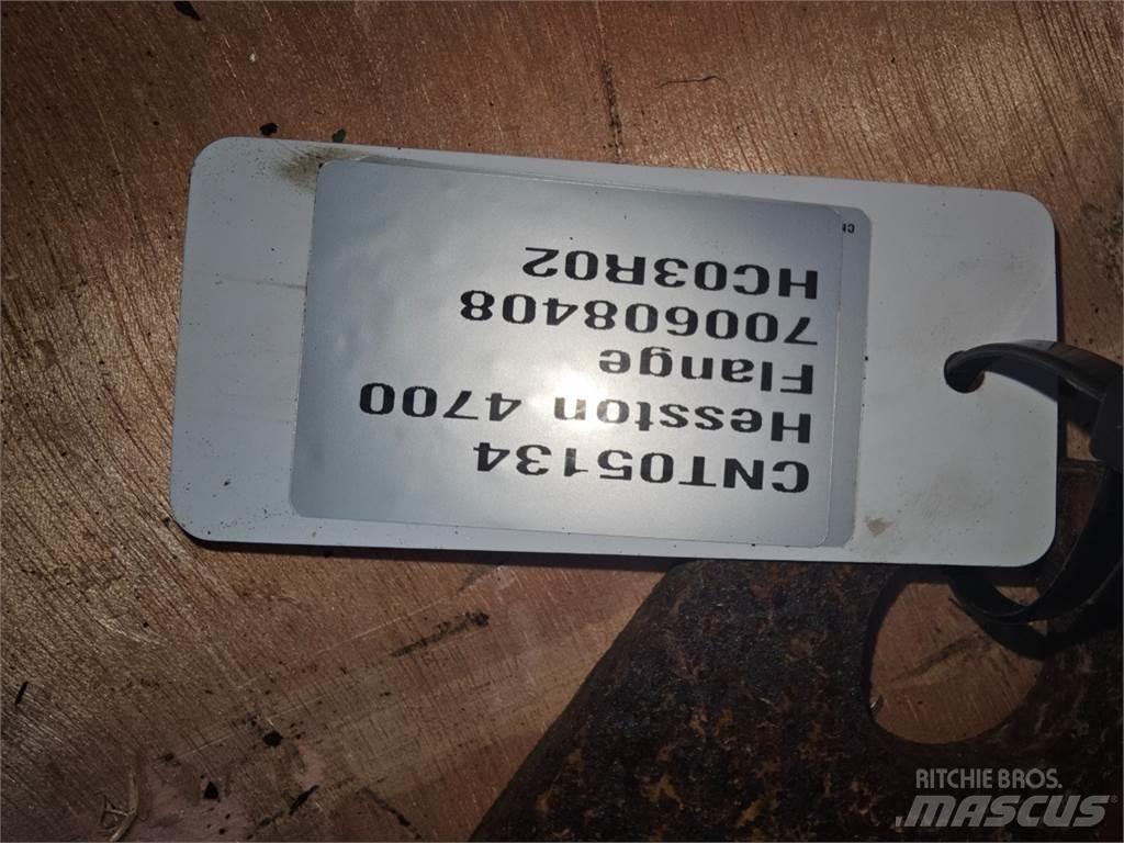 Hesston 4700 기타 목초 수확용 장비
