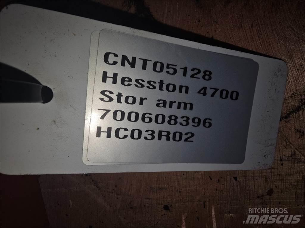 Hesston 4700 기타 목초 수확용 장비