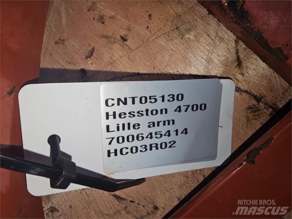 Hesston 4700 기타 목초 수확용 장비