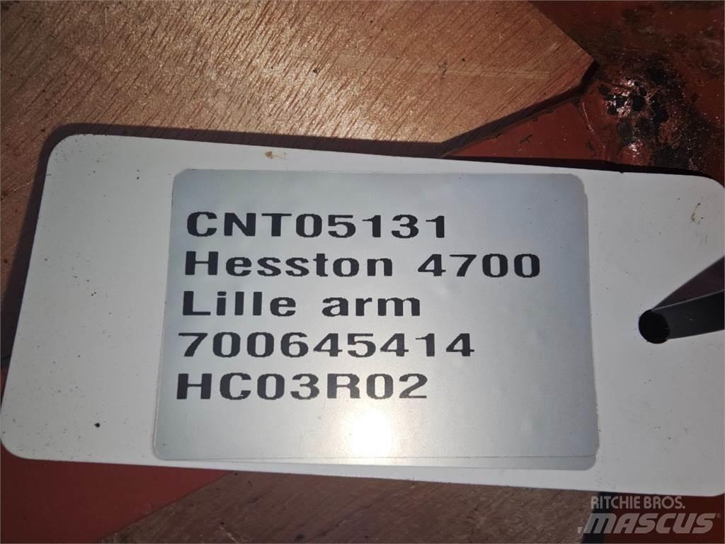 Hesston 4700 기타 목초 수확용 장비