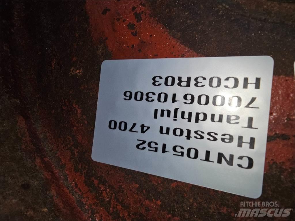 Hesston 4700 기타 목초 수확용 장비