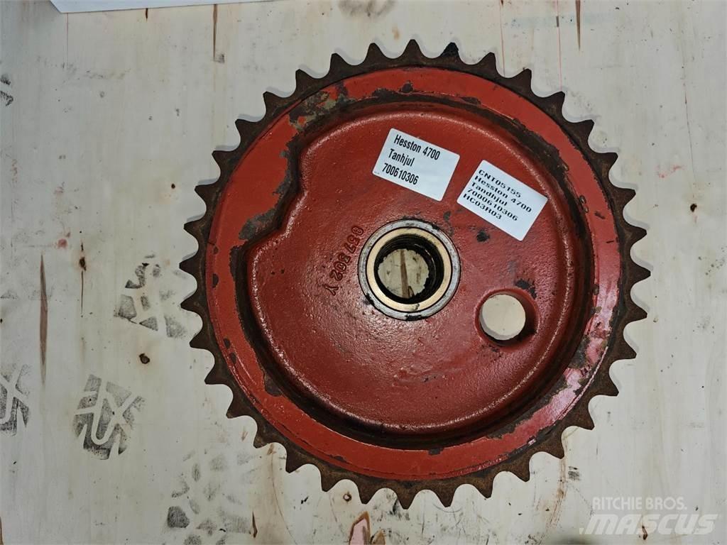 Hesston 4700 기타 목초 수확용 장비