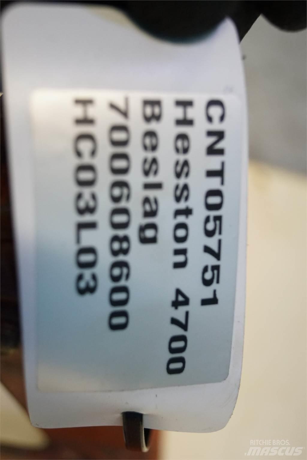 Hesston 4700 기타 목초 수확용 장비