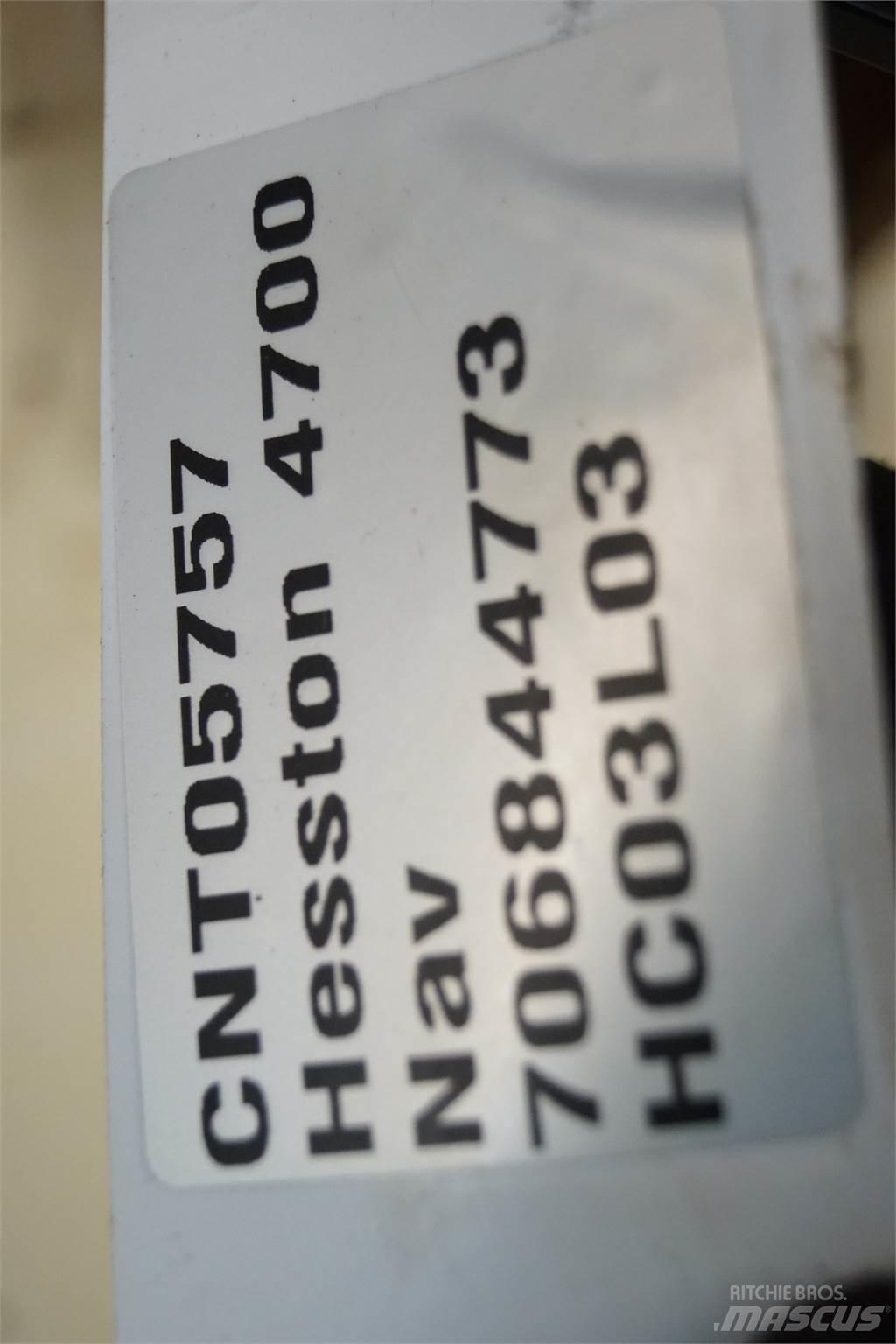 Hesston 4700 기타 목초 수확용 장비