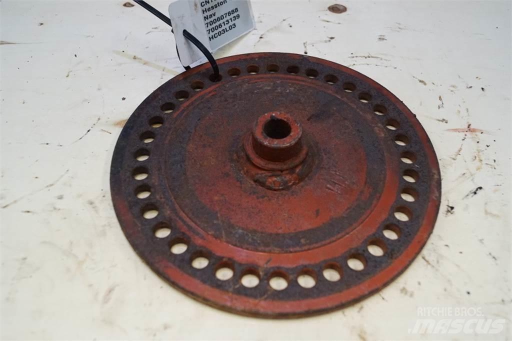 Hesston 4700 기타 목초 수확용 장비