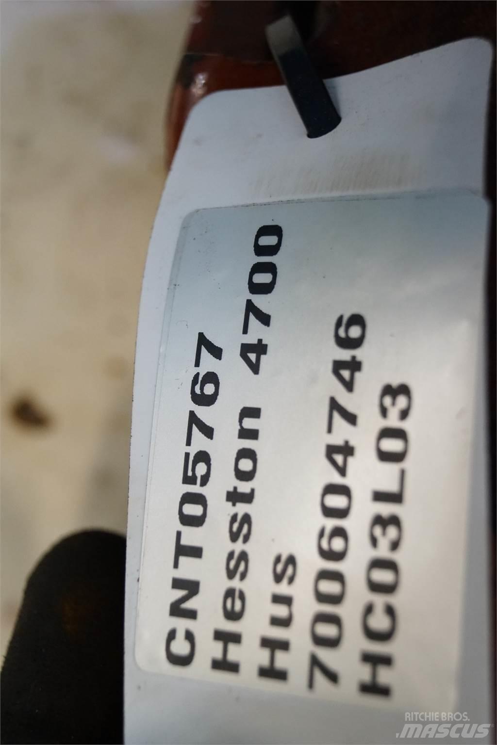 Hesston 4700 기타 트랙터 부속품