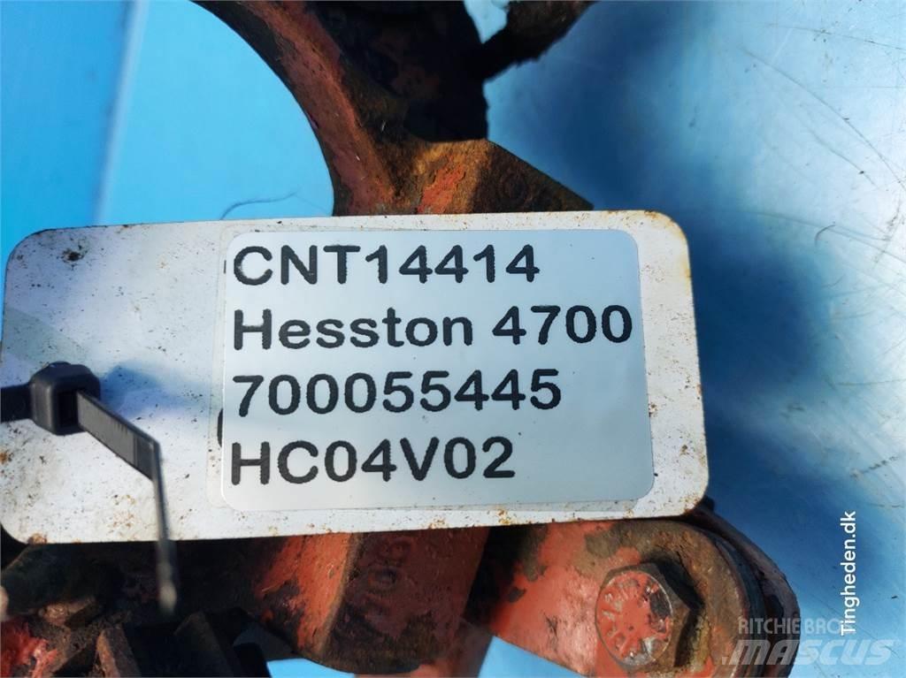Hesston 4700 기타 목초 수확용 장비