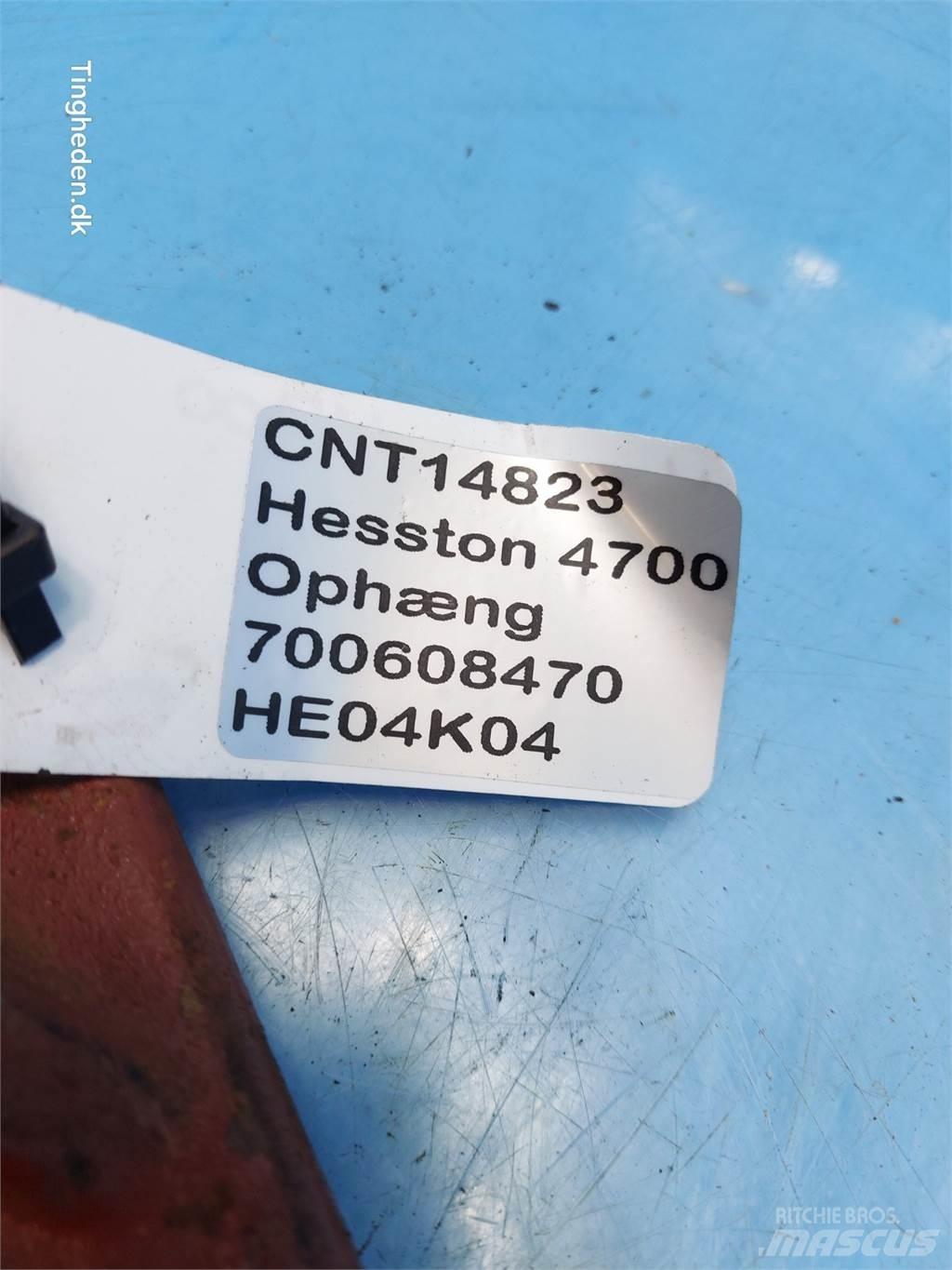 Hesston 4700 기타 목초 수확용 장비