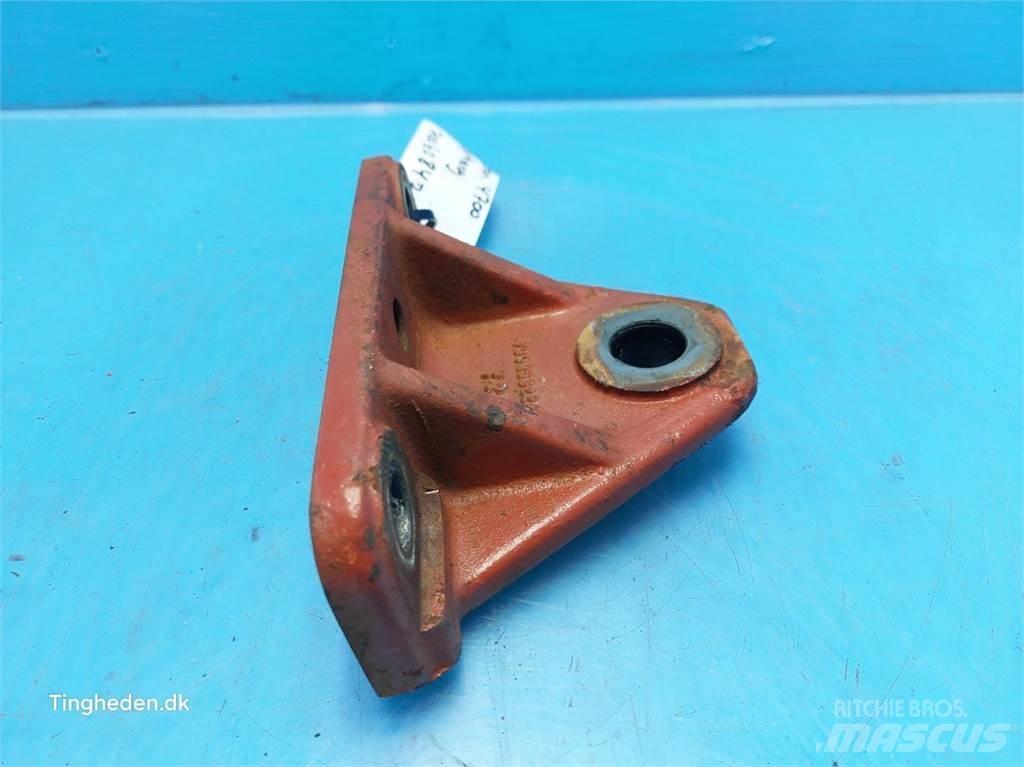 Hesston 4700 기타 목초 수확용 장비
