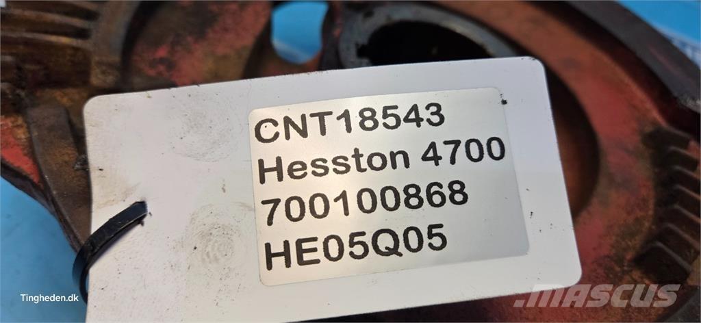 Hesston 4700 기타 목초 수확용 장비