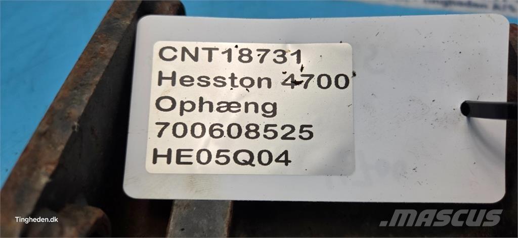 Hesston 4700 기타 목초 수확용 장비