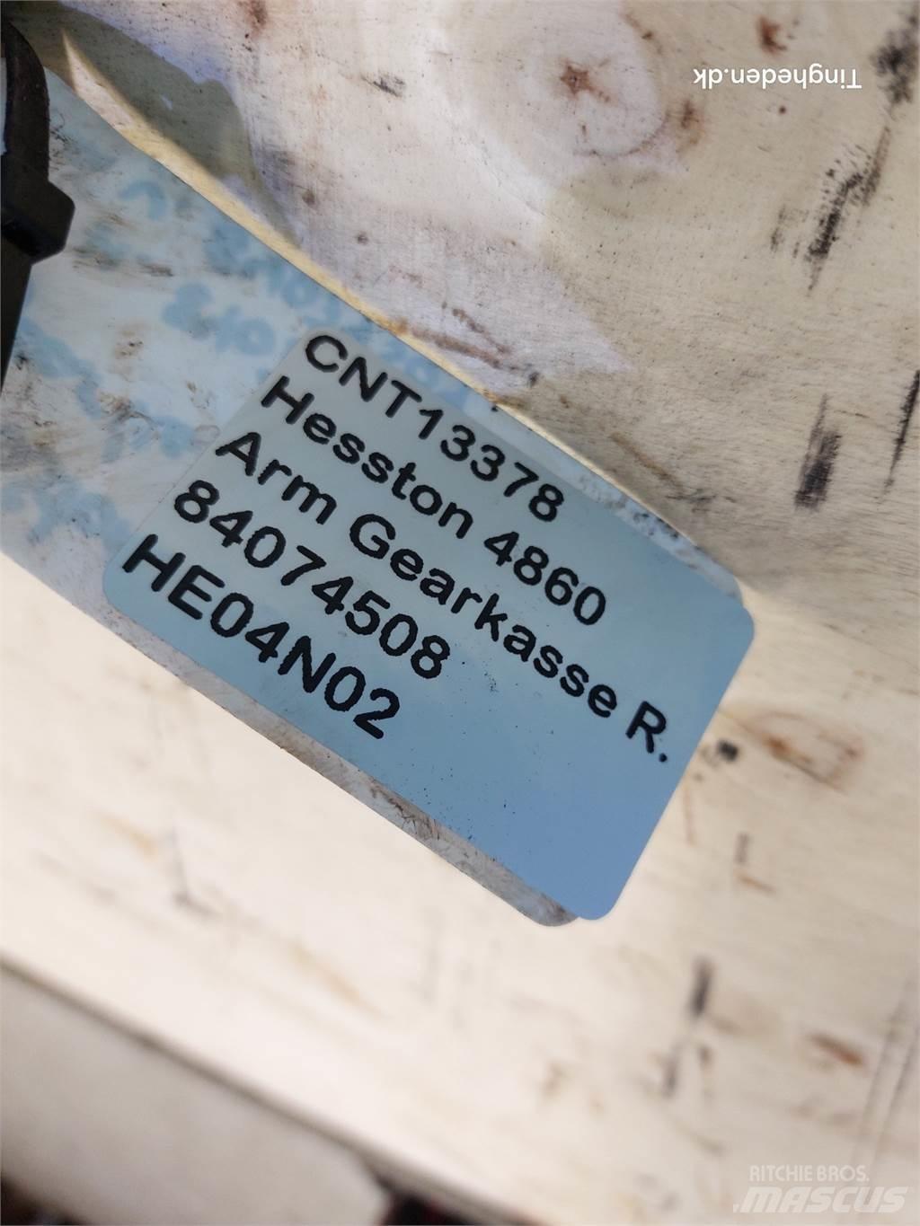 Hesston 4860 트랜스미션