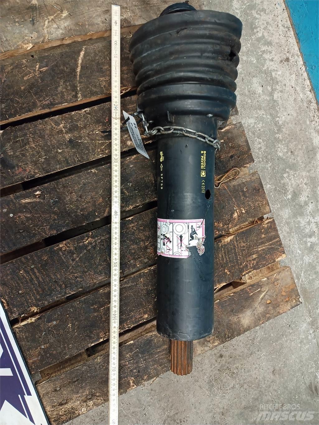 Hesston 4900 기타 트랙터 부속품