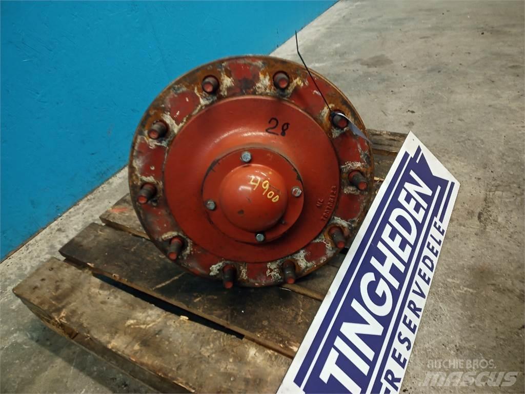 Hesston 4900 차축