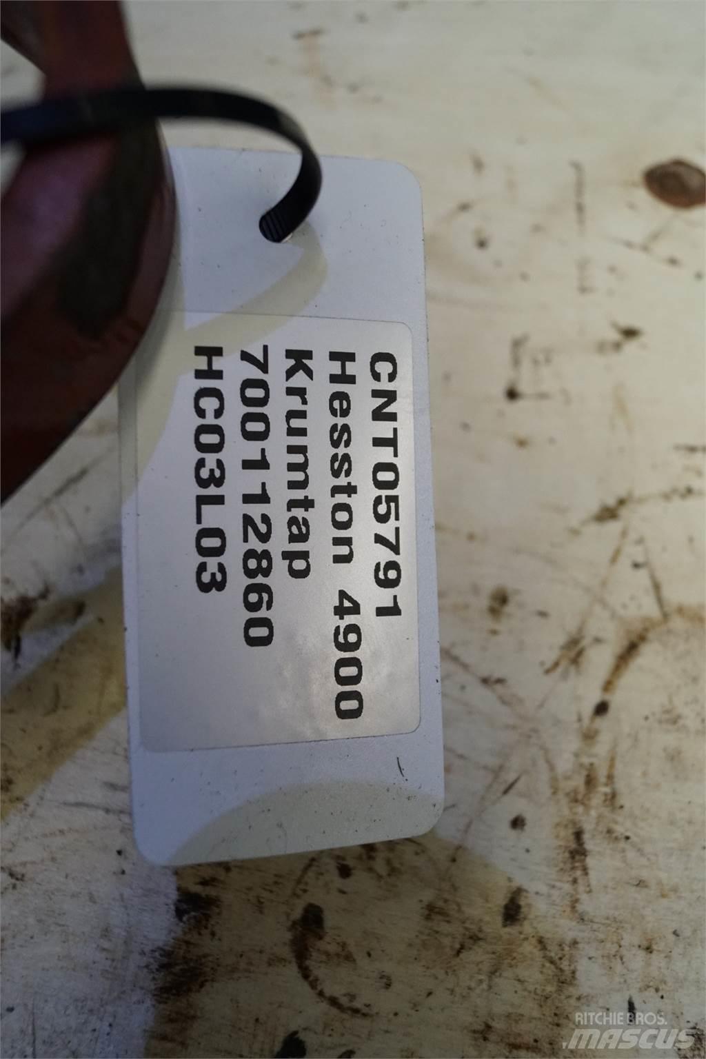 Hesston 4900 기타 목초 수확용 장비