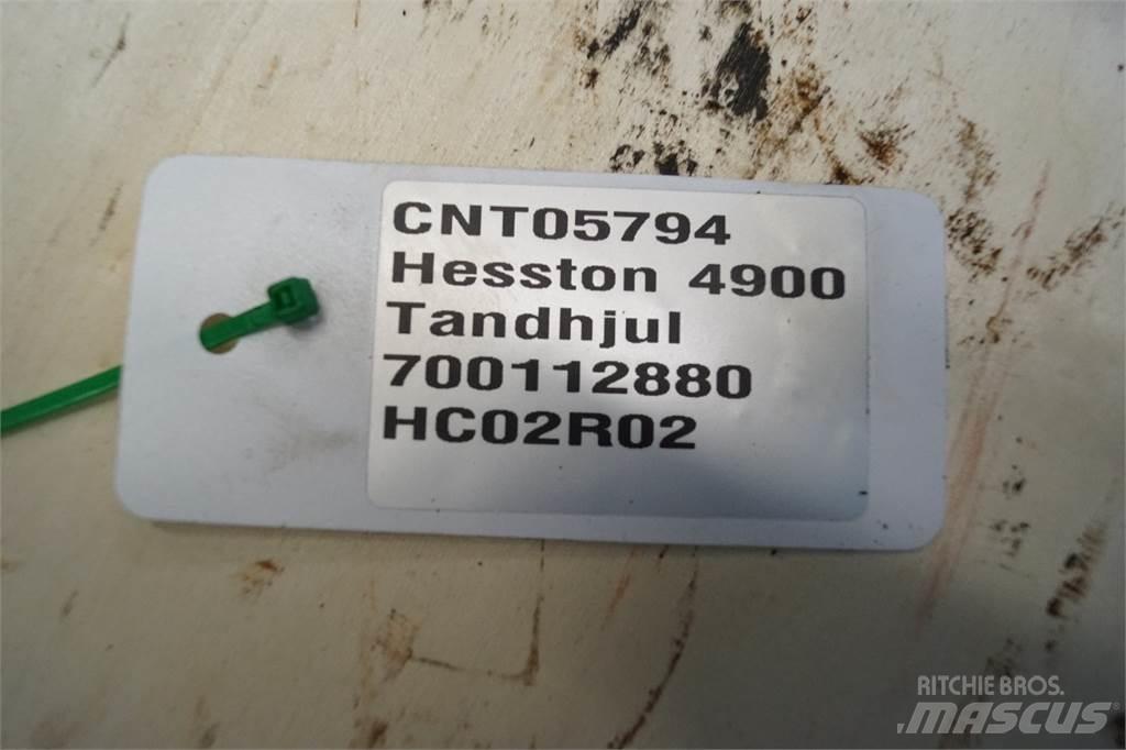 Hesston 4900 기타 목초 수확용 장비